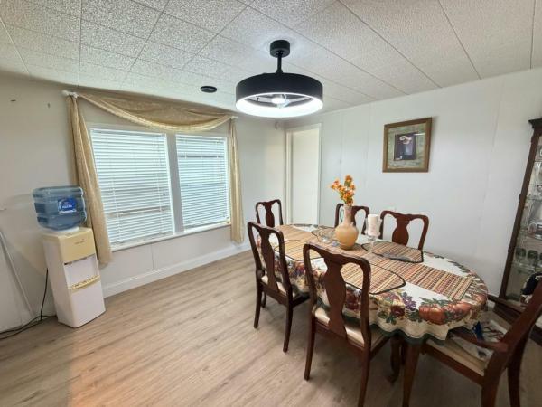 1979 Schu HS Manufactured Home
