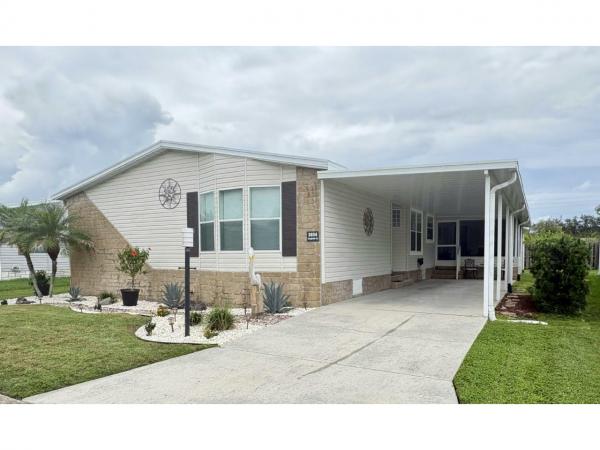 2005 LEXN Mobile Home For Sale