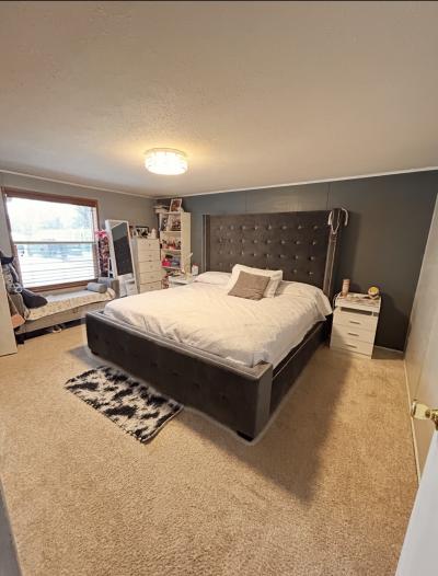 Photo 5 of 9 of home located at 1985 Upper 84th St. West Inver Grove Heights, MN 55077