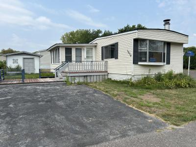 Mobile Home at 1279 Deerfield Maplewood, MN 55119
