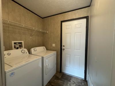 Photo 3 of 11 of home located at 302 Roxbury Park Goshen, IN 46526