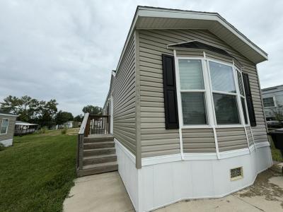 Photo 2 of 7 of home located at 2525 County Line Rd., #205 Des Moines, IA 50321