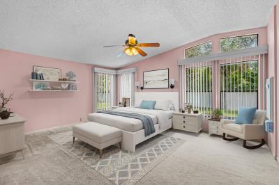 Photo 5 of 11 of home located at 1361 Costa Del Sol Dr. Port Orange, FL 32129