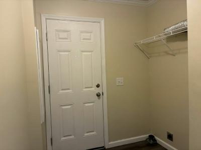 Photo 5 of 14 of home located at 10201 W Beaver St #127 Jacksonville, FL 32220