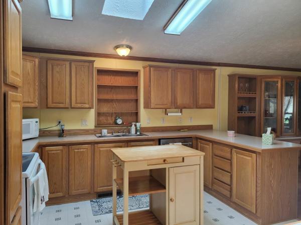 2000 Highland N/A Mobile Home