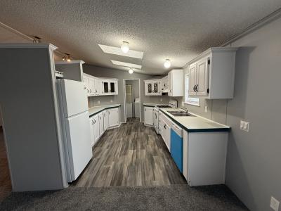 Photo 3 of 12 of home located at 4245 W. Jolly Rd. Lot #202 Lansing, MI 48911