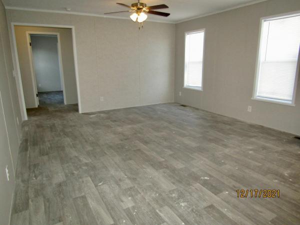 Photo 1 of 2 of home located at 802 E County Line Road #156 Des Moines, IA 50320