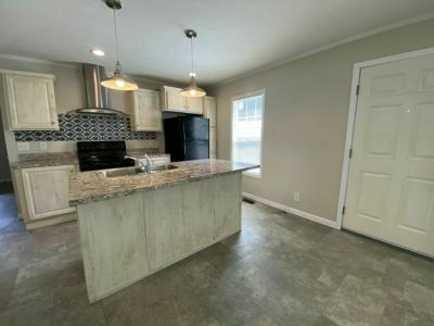 Photo 4 of 10 of home located at 7333 Pine Forest Rd #100 Pensacola, FL 32526