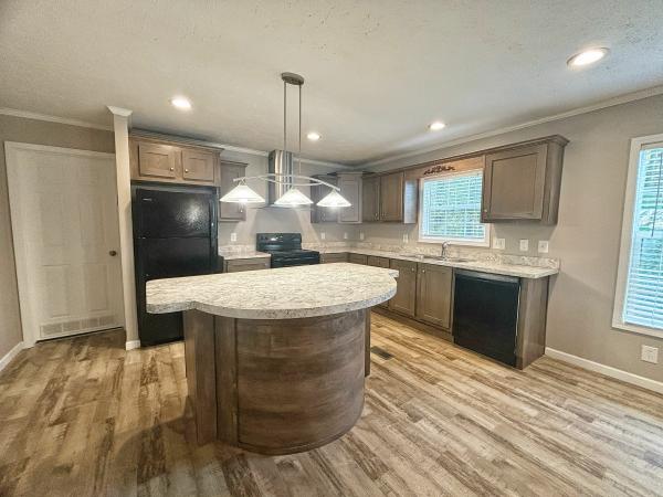 2018 Clayton Homes Inc Mobile Home For Sale