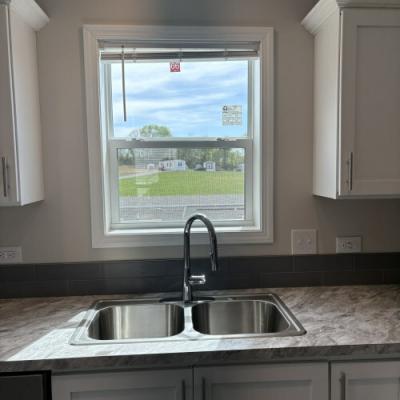 Photo 4 of 26 of home located at 151 Smithridge Rd #25 Campbellsville, KY 42718