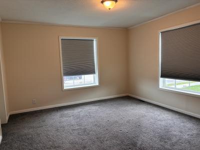 Photo 4 of 8 of home located at 9740 Townsquare Blvd Fenton, MI 48430