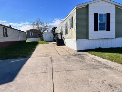 Photo 3 of 8 of home located at 20530 Kingston Dr Clinton Township, MI 48036