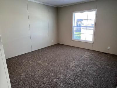 Photo 5 of 8 of home located at 20530 Kingston Dr Clinton Township, MI 48036