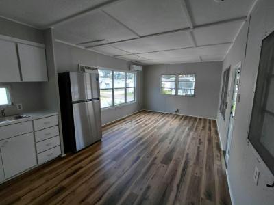 Photo 5 of 9 of home located at 4312 Hitzing Ave North Fort Myers, FL 33903