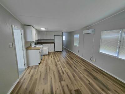 Photo 4 of 12 of home located at 4320 Mailbox Ave North Fort Myers, FL 33903