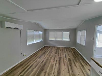Photo 5 of 12 of home located at 4320 Mailbox Ave North Fort Myers, FL 33903