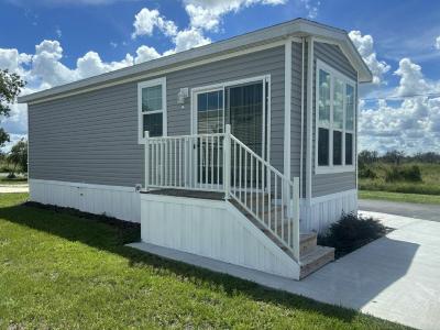 Mobile Home at 1 Brachs St Lake Placid, FL 33852