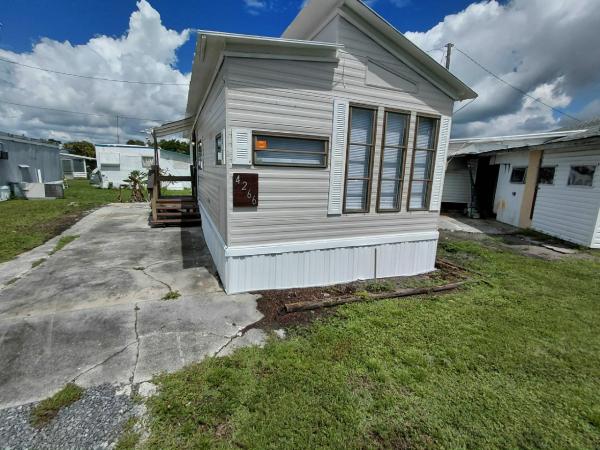 1986 Park  Mobile Home For Sale