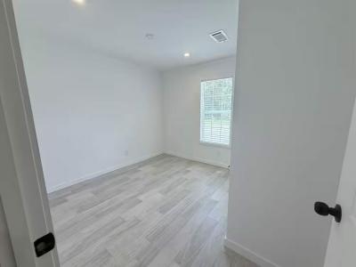 Photo 3 of 7 of home located at 4533 SE 23rd Ct. Okeechobee, FL 34974