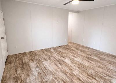 Photo 4 of 7 of home located at 3102 N 15th St Lot 111 Fort Dodge, IA 50501