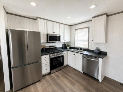 Mobile Home at 3938 King Edwards Portage, MI 49002