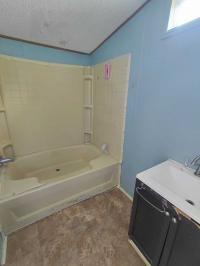 1988 Skyline Manufactured Home
