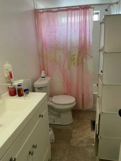 Photo 5 of 9 of home located at 22027 Petite Pl, #398 Romulus, MI 48174