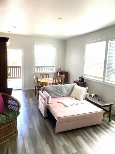 Photo 5 of 8 of home located at 1020 Bradbourne Ave 8 Duarte, CA 91010