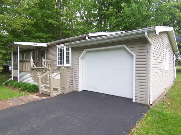 1987 Shutt Mobile Home