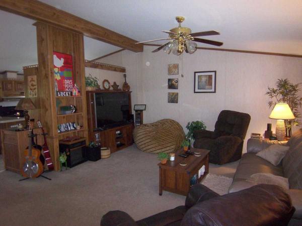1987 Shutt Mobile Home