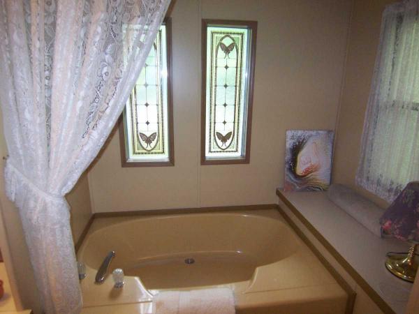 1987 Shutt Mobile Home