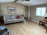 1987 FUQUE Manufactured Home