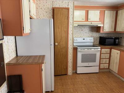 Photo 3 of 17 of home located at 2425 Harden Blvd  #25 Lakeland, FL 33805
