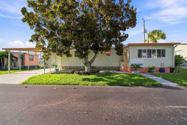 1990  Mobile Home For Sale