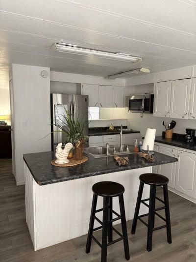 Photo 3 of 8 of home located at 15606 S Gilbert Rd Chandler, AZ 85225