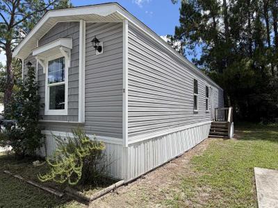 Photo 2 of 11 of home located at 1600 NE 12th Avenue #9 Gainesville, FL 32609