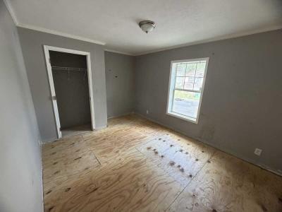 Photo 3 of 11 of home located at 1600 NE 12th Avenue #9 Gainesville, FL 32609