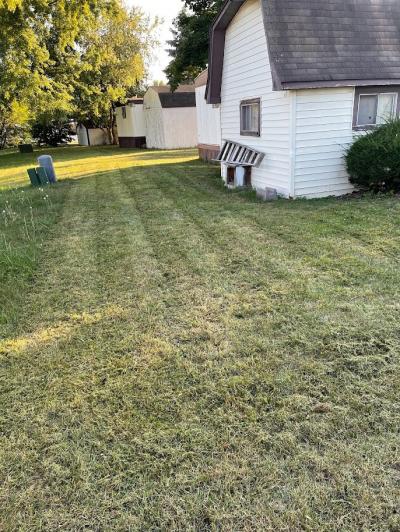Photo 5 of 15 of home located at 3695 Pinoak Street Clarkston, MI 48348