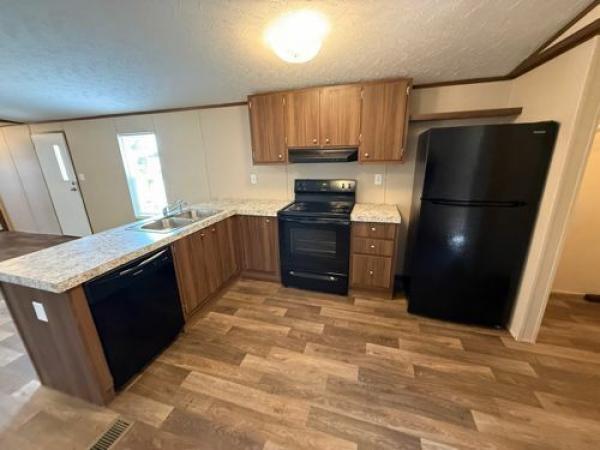 2022 DELIGHT 97TRS14602AH22S Manufactured Home