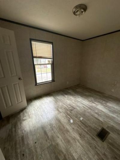 Photo 5 of 11 of home located at 5291 Old Atlanta Road Hampton, GA 30228