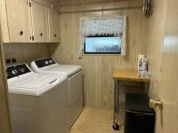 1983 TWIN Manufactured Home