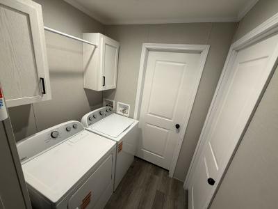 Photo 5 of 9 of home located at 1717 Magnolia Monroe, MI 48161