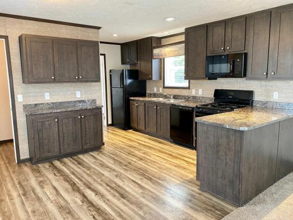 2017 Clayton Homes Inc Mobile Home For Sale