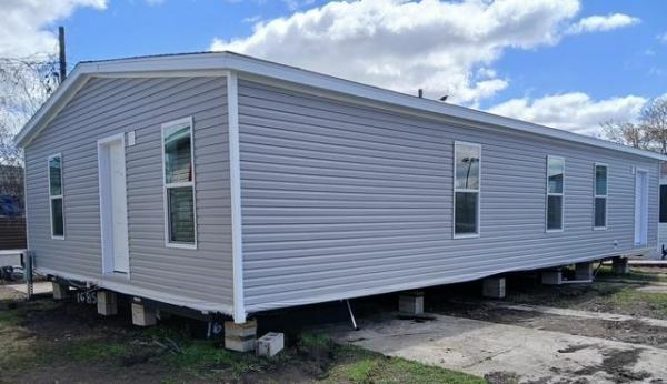 Photo 1 of 1 of home located at 3600 Sheffield Ave Lot 304 Hammond, IN 46327