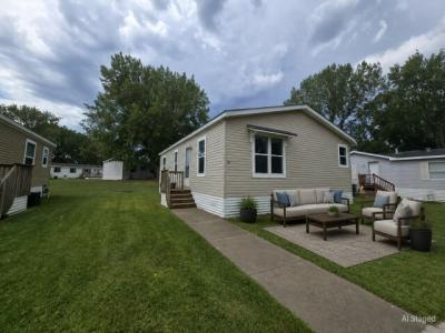 Mobile Home at 852 Macbeth Cr Lakeville, MN 55044