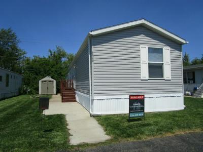 Mobile Home at 17346 Oak Grove Brownstown, MI 48174