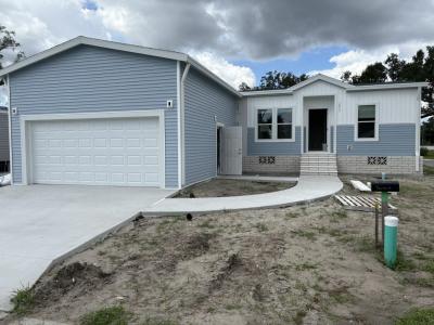 Photo 4 of 11 of home located at 1664 Voyager Drive Sarasota, FL 34234