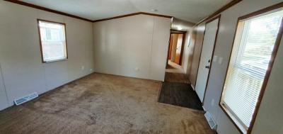 Photo 5 of 14 of home located at 548 Jennifer Drive Lynwood, IL 60411
