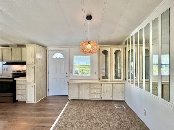 1984 Palm Harbor Mobile Home