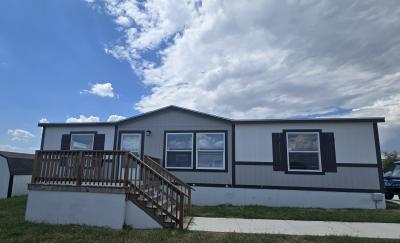 Photo 3 of 11 of home located at 471 Mill Run Avenue Kyle, TX 78640